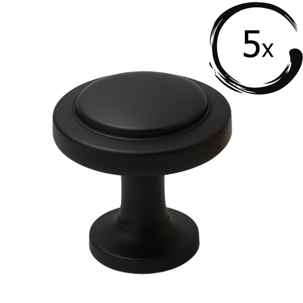Fünf Möbelknöpfe