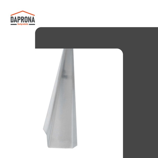 Daprona Logo und ein silberfarbenes Tropfblech aus Metall für die Dachentwässerung.