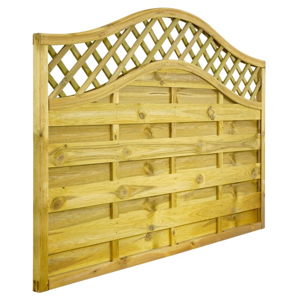 Holzzaun mit Rankgitter