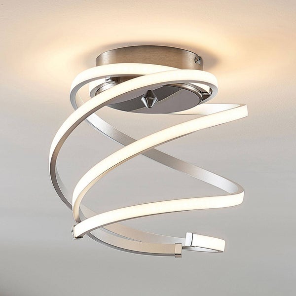 Moderne LED Deckenleuchte in Spiralform aus gebürstetem Metall mit warmweißem Licht