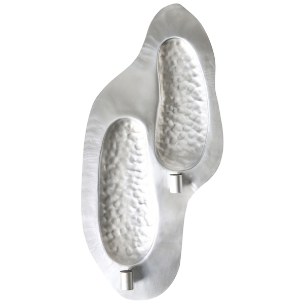 Wanddekoration aus Metall mit zwei Teelichthaltern