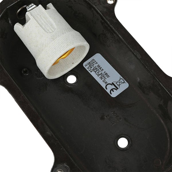 E27 Lampenfassung in einem schwarzen Gehäuse