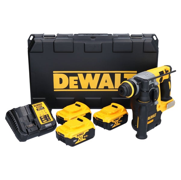DeWalt Akku-Bohrhammer-Set bestehend aus einem Akku-Bohrhammer, drei Akkus, einem Ladegerät und einem Transportkoffer mit DeWalt Logo.