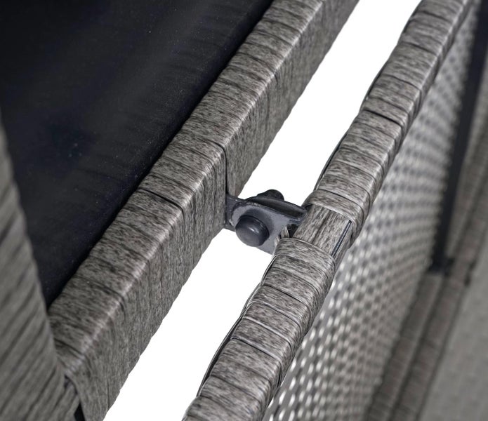 Detailansicht eines Rattanmöbels mit Verbindungselement