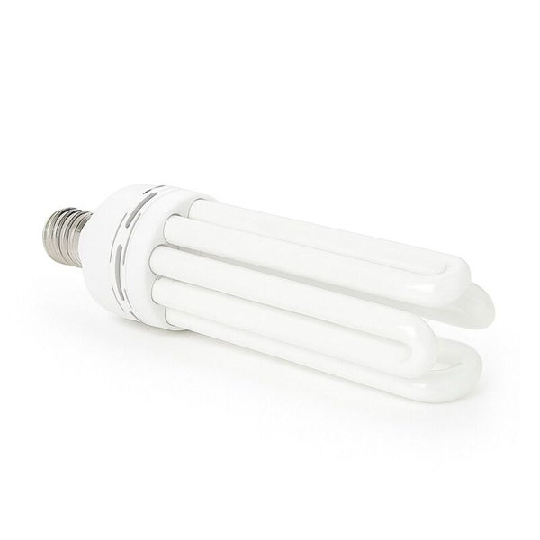 Energiesparlampe mit vier Röhren und E27 Schraubsockel.