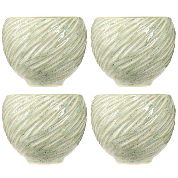 Vier runde Keramik-Blumentöpfe mit strukturierten diagonalen Rillen und hellgrüner Glasur.