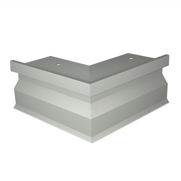 Außenecke 90 Grad für Dachrandprofil aus Aluminium in Silber.