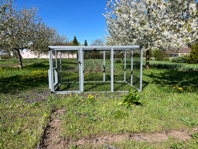 Hühnerauslauf XL EZ Chicken Home Grau 408 x 300 x 154cm Hergestellt in EU