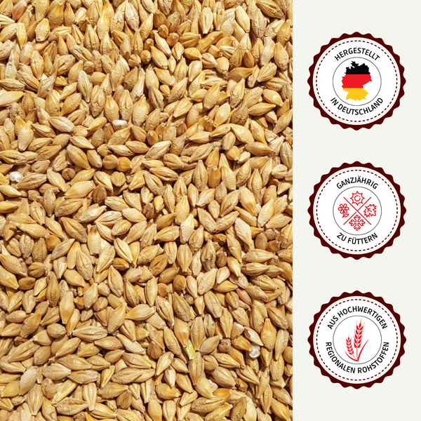 Getreide als Tierfutter mit den Siegeln: Hergestellt in Deutschland, ganzjährig zu füttern, aus hochwertigen regionalen Rohstoffen.