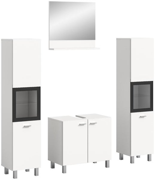 Weißes Badezimmermöbel Set mit Spiegel, Waschbeckenunterschrank und zwei Hochschränken mit dunklen Glaseinsätzen.