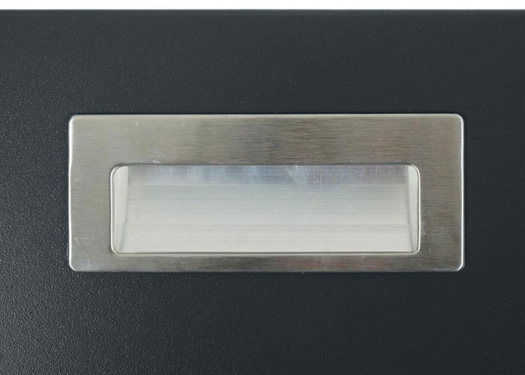 Griffmulde aus Metall