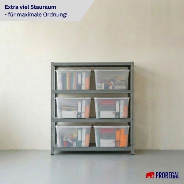 Metallregal mit drei Fachböden und sechs transparenten Aufbewahrungsboxen aus Kunststoff mit Deckeln. Proregal Logo.