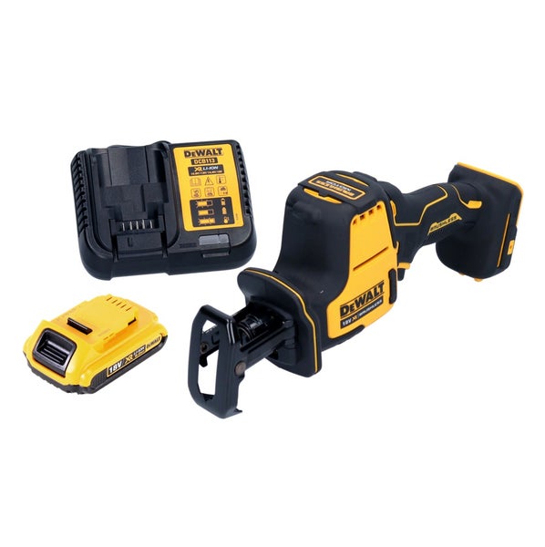 DeWalt 18 Volt Akku-Säbelsäge-Set inklusive Ladegerät und einem 18 Volt Lithium-Ionen-Akku.