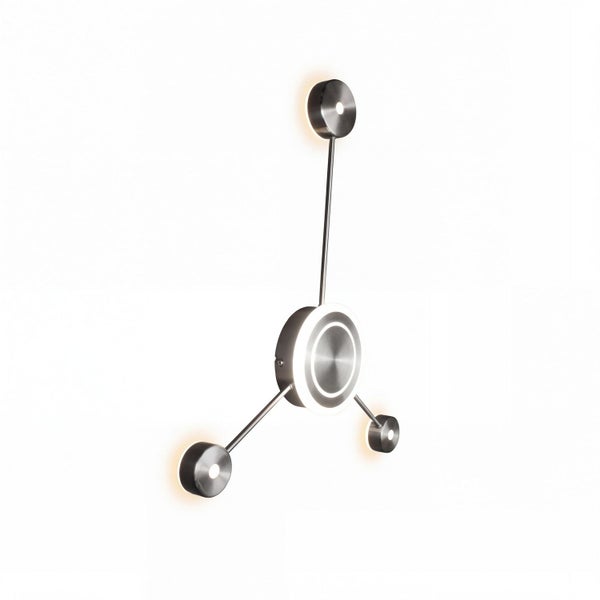 Dreiflammige LED-Wand- und Deckenleuchte aus Metall mit runden Köpfen und einem Leuchtring an der Basis.