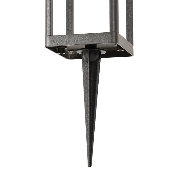 Erdspieß für eine Außenleuchte aus robustem Material zur einfachen Befestigung im Boden.