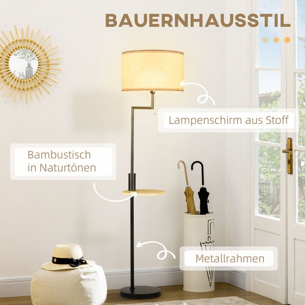 Stehlampe im Landhausstil mit Lampenschirm aus Stoff und Bambustisch mit Metallrahmen