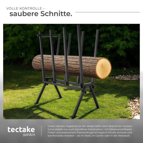 Sägebock mit einem Baumstamm darauf im Außenbereich