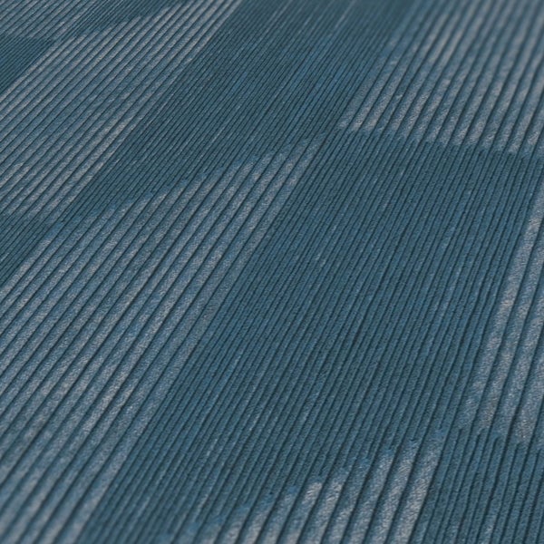 Nahaufnahme einer gerillten Bodenoberfläche