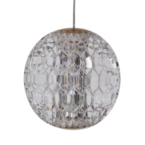 Pendelleuchte in Kugelform mit facettierter Oberflächenstruktur aus klarem Material.