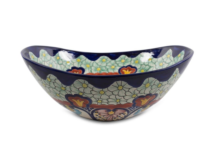 Keramikschale mit Blumenmuster