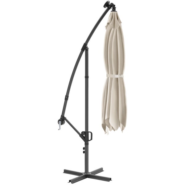 Geschlossener tectake Ampelschirm mit beigem Stoff, dunkelgrauem Metallgestell, Handkurbel und Standkreuz. tectake Logo.