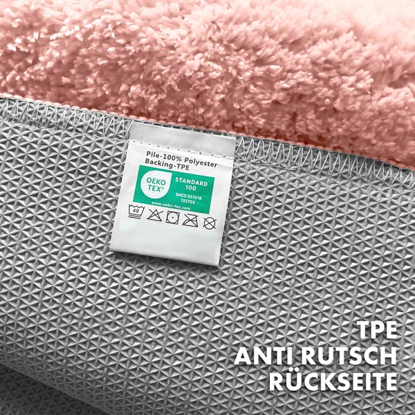 Detailansicht eines Teppichs mit Hinweisen zum Material und zur Pflege sowie Öko-Tex Siegel
