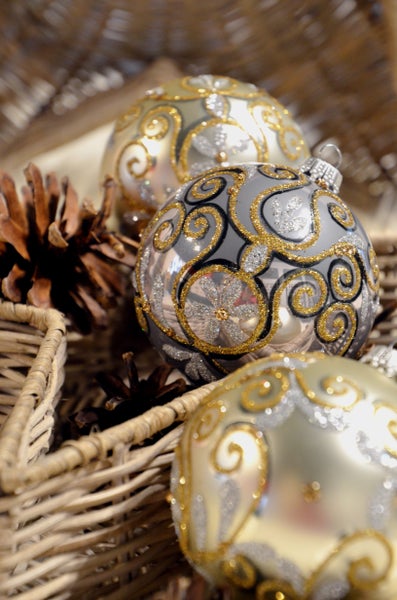 Chabli/Grau glanz 8cm Glaskugelsortiment, mundgeblasen, handbemalt, 3 Stck., Weihnachtsbaumkugeln, Christbaumschmuck, Weihnachtsbaumanhänger