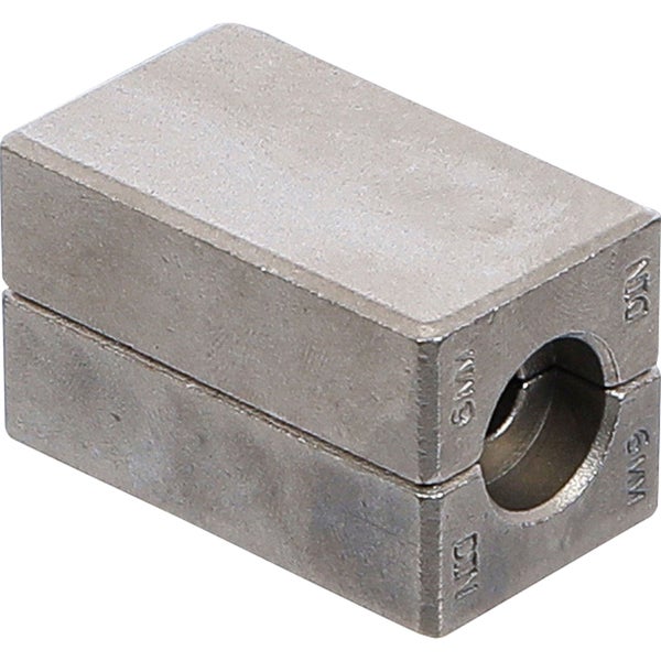 Pressbacken-Einsatz aus Metall für 6 Millimeter Durchmesser, rechteckiger Block mit DIN-Kennzeichnung.