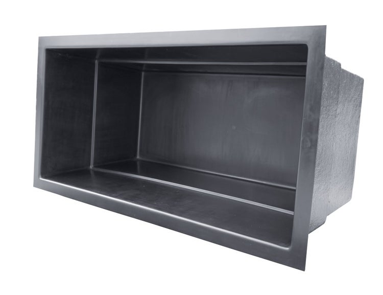 Rechteckiges Teichbecken aus Kunststoff für den Gartenbau.