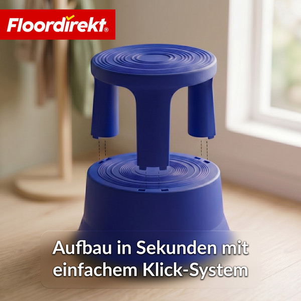 Blauer Kunststoff-Rollhocker mit einfachem Klick-System für den schnellen Aufbau, Floordirekt Logo.