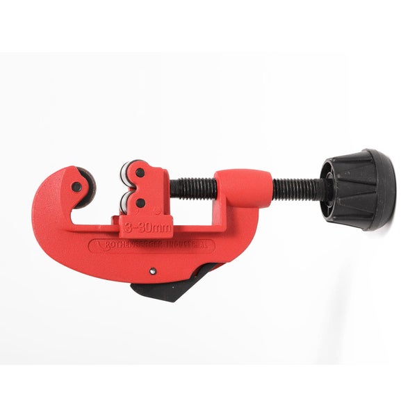Roter Rothenberger Industrial Rohrabschneider für Rohre mit einem Durchmesser von 3 bis 30 Millimeter.