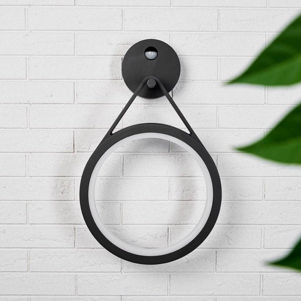 Lucande LED Wandleuchte außen Mirco mit Bewegungsmelder (spritzwassergeschützt (Modern) in Schwarz aus Aluminium (1 flammig, ) - Wandlampe für Außenwand/Hauswand Haus Terrasse und Balkon