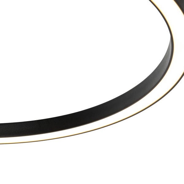 Detailaufnahme einer runden LED-Deckenleuchte