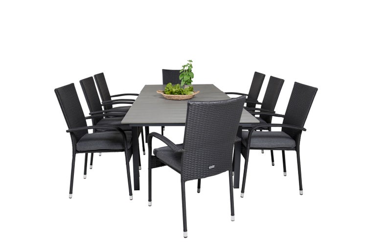 Gartentisch mit acht Stühlen aus Rattan