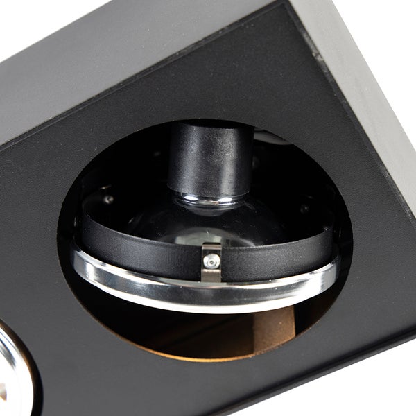 Detailaufnahme einer Deckeneinbauleuchte