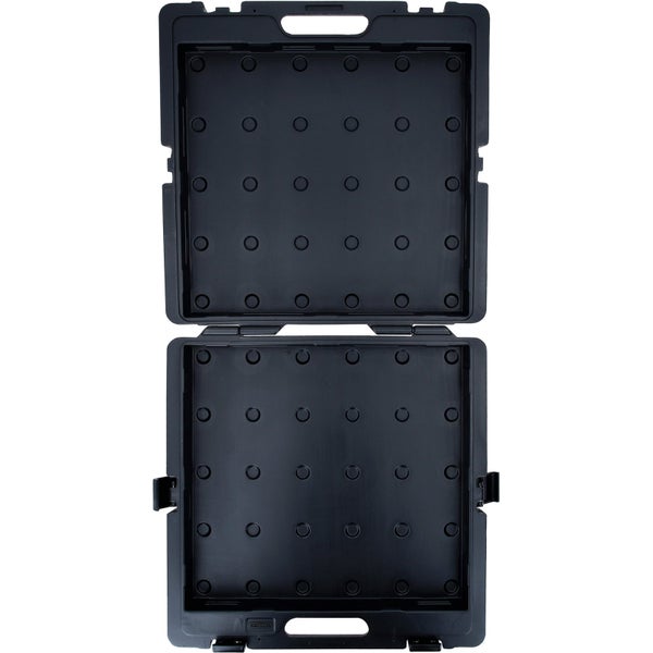 Geöffnete Werkzeugkiste aus Kunststoff