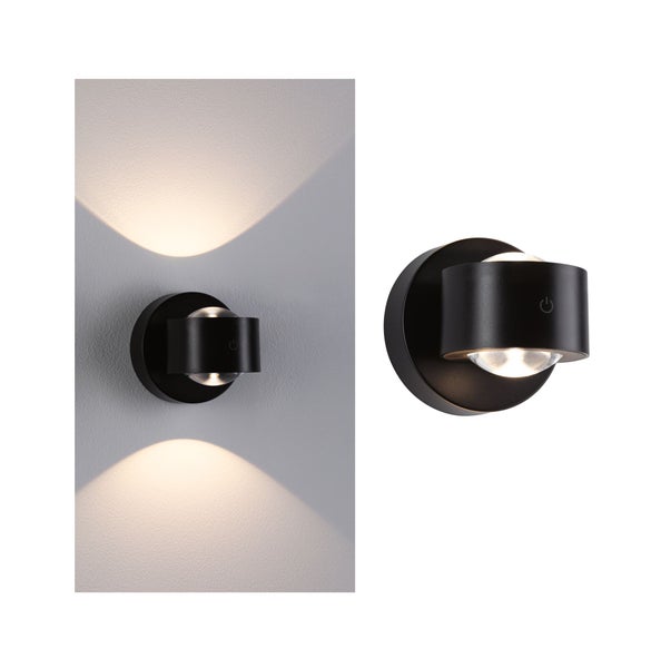 Schwenkbare Wandleuchte zur Beleuchtung von Innenräumen