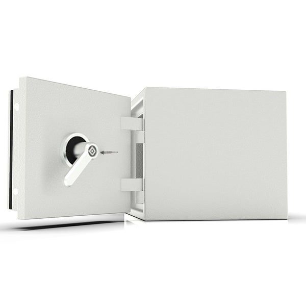 Wandtresor mit geöffneter Tür, Griff und Schlüsselloch