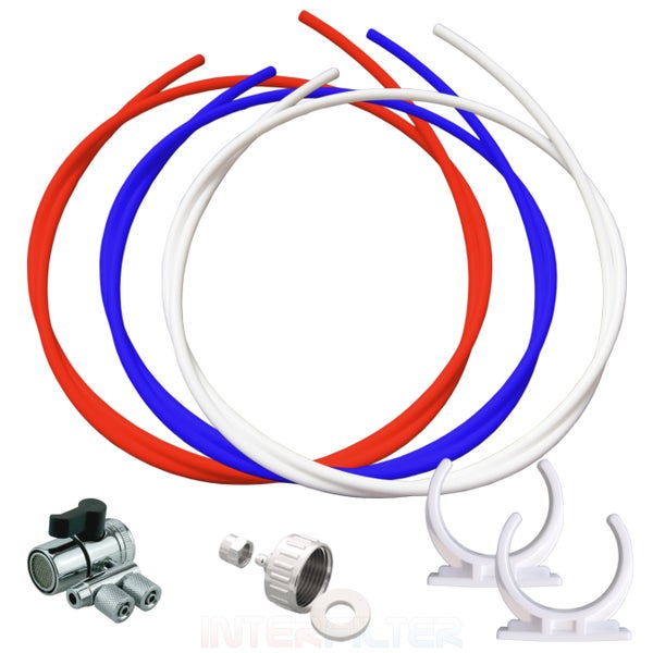 Set aus drei flexiblen Kunststoffschläuchen mit Anschlussventil, Adaptern und Halterungen für Wasserfilteranwendungen
