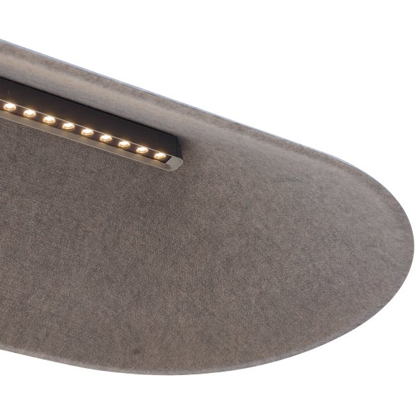 Moderne Hängeleuchte mit akustisch wirksamem Filzschirm und integrierter LED Lichtleiste für eine diffuse Raumbeleuchtung