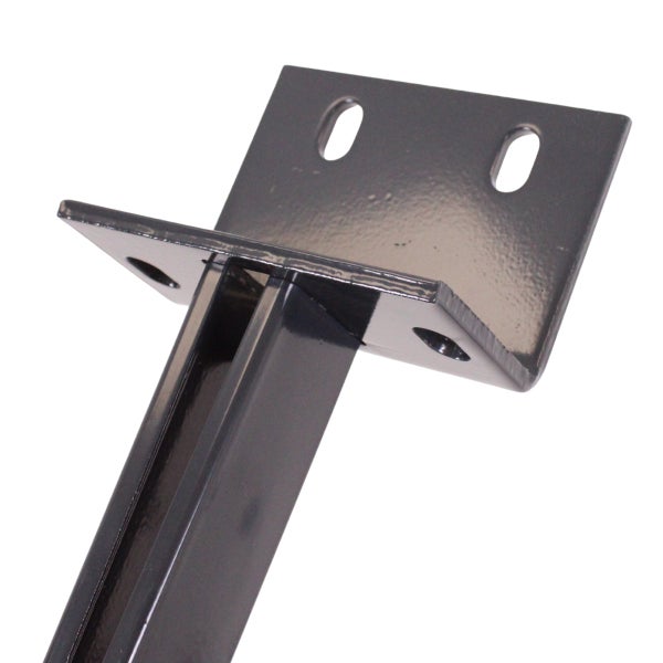 Zaunpfostenträger aus Metall mit Montageplatte und vorgebohrten Löchern.