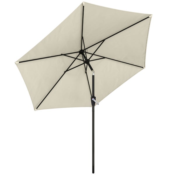Modernes Gartenmöbel-Set mit beigem Sonnenschirm, rundem Glastisch und vier dunklen Metallstühlen auf einer sonnigen Terrasse.