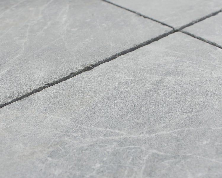 Wohnrausch Marmor Terrassenplatten MIRA GREY 61 x 40,6 x 3 cm, sandgestrahlt, hellgrau