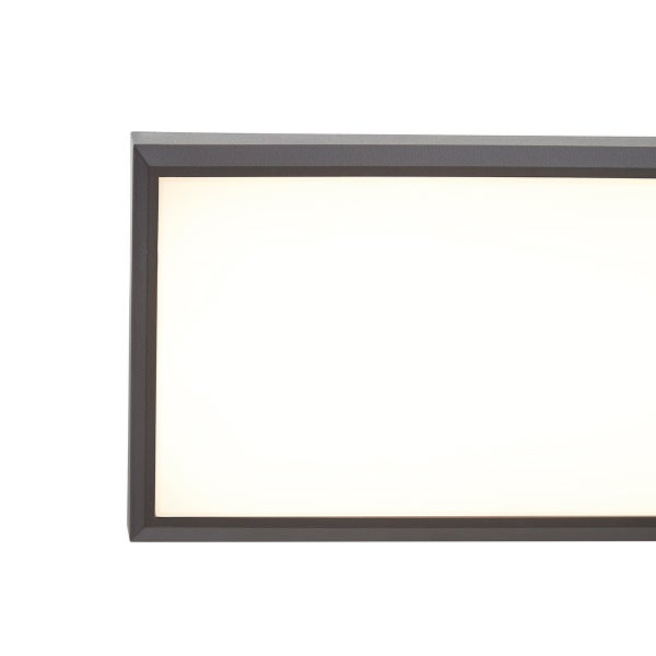 Nahaufnahme eines rechteckigen LED-Panels mit dunklem Rahmen und weißer Leuchtfläche.