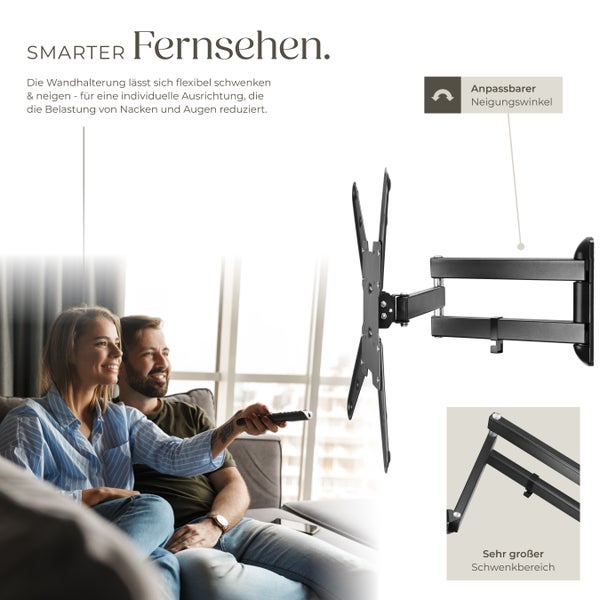 Flexible Fernseh-Wandhalterung mit großem Schwenkbereich in Wohnzimmerumgebung