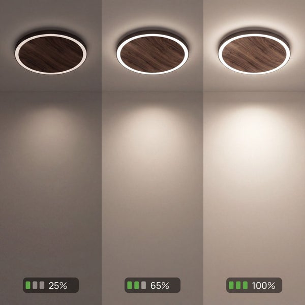 Dimmbare LED Deckenleuchte mit Holzoptik in drei Helligkeitsstufen: 25 Prozent, 65 Prozent und 100 Prozent.