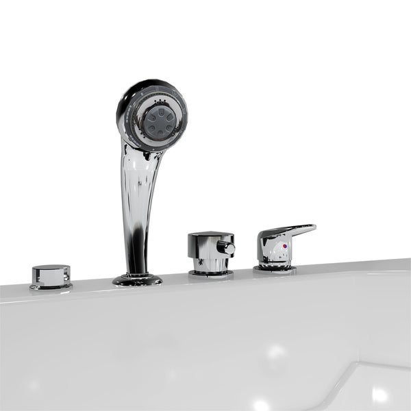 Weiße Seniorenbadewanne mit niedriger Einstiegstür, rutschfestem Boden, Handbrause und integrierten Massagedüsen.