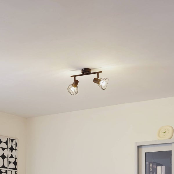 Deckenleuchte mit zwei Strahlern im Raum