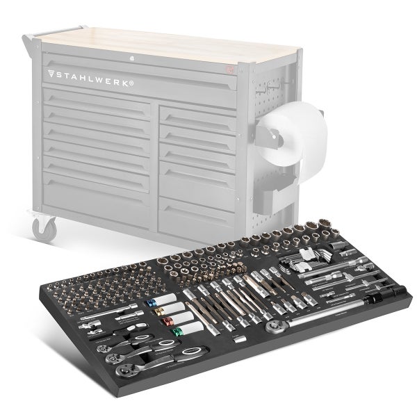 Werkzeugwagen mit Werkzeugsortiment