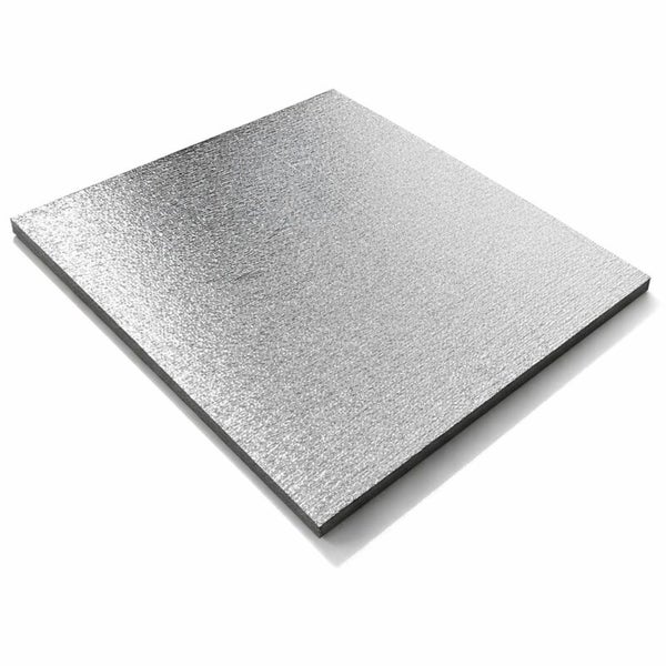 Quadratische Akustik-Dämmplatte mit silberner, strukturierter Reflexionsschicht und dunklem Schaumstoffkern.